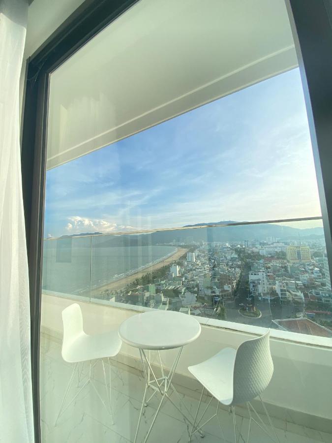 Tms Quy Nhon - Roshi Apartment & Homestay Ocean View エクステリア 写真